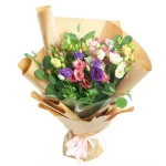 Букет из 11 эустом с зеленью