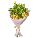 Букет из 7 кремовых лилий