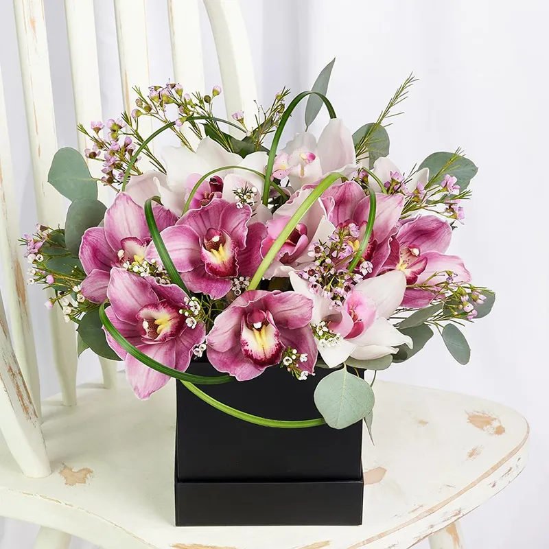 Цветы в коробке Вероломный момент